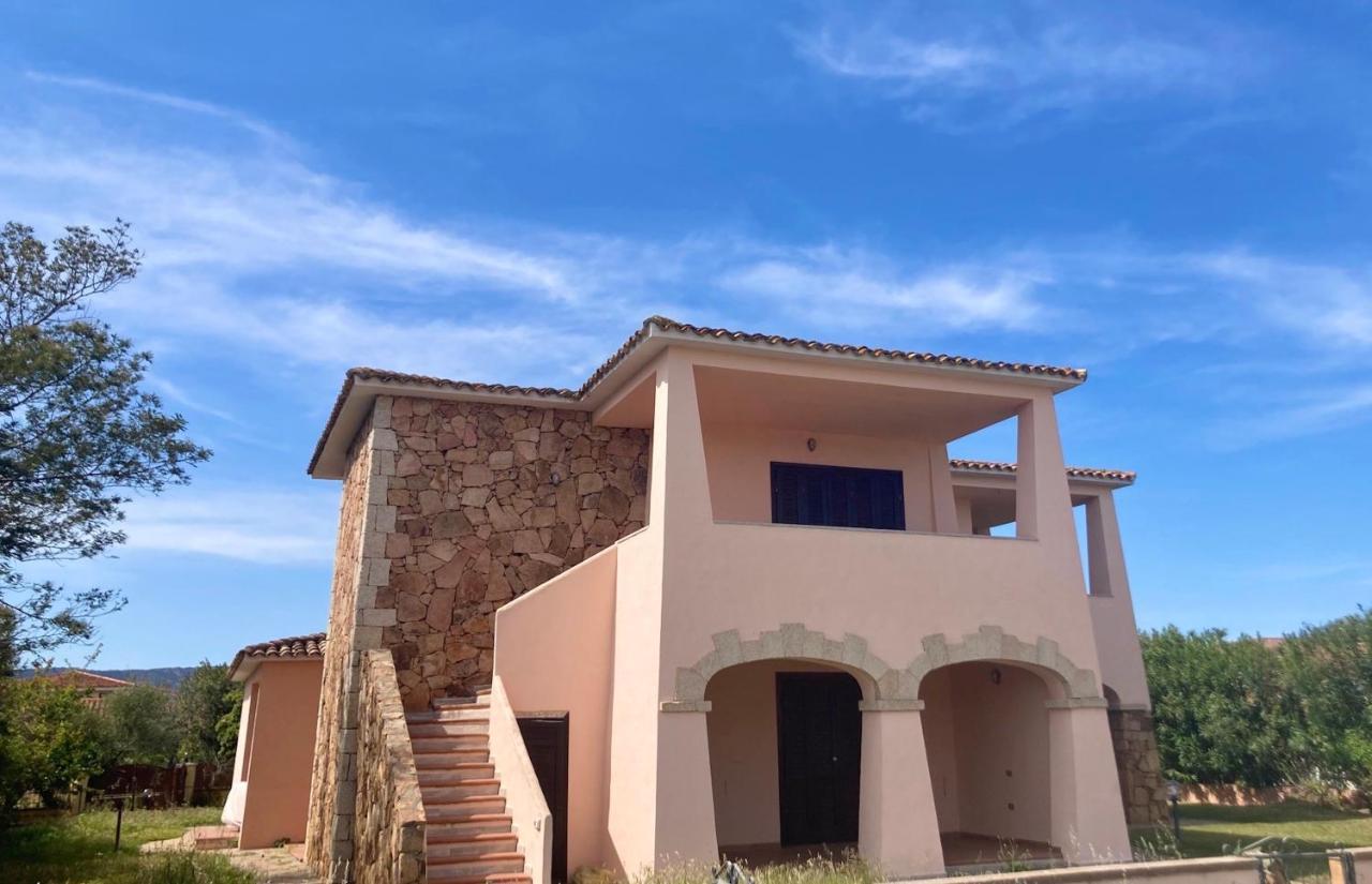 Iss Travel, Le Carrube Two Bedrooms Apartments With Air Conditioning San Teodoro  Extérieur photo