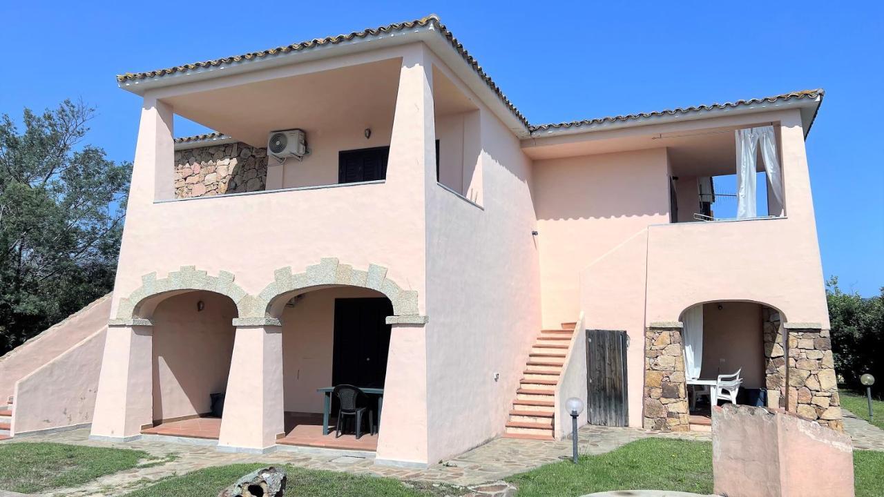 Iss Travel, Le Carrube Two Bedrooms Apartments With Air Conditioning San Teodoro  Extérieur photo